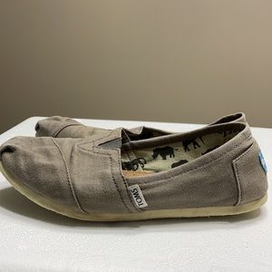 Women’s Toms Shoes